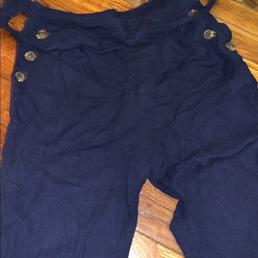 Dressing pants